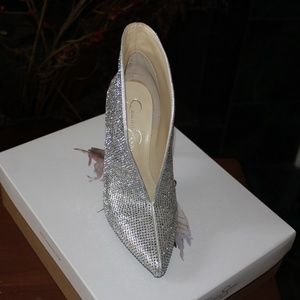 NWT! Jessica Simpson Pointy-Toe Rhinestone Booties